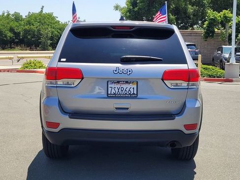 Used 2016 Jeep Grand Cherokee Laredo image 5