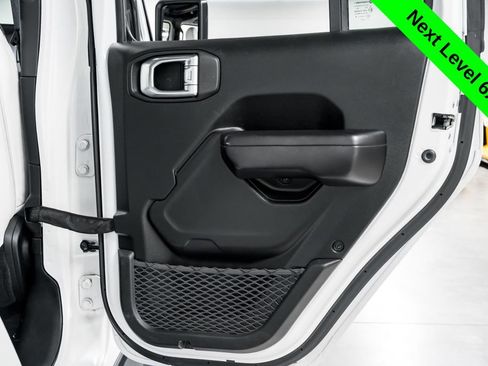 Used 2021 Jeep Gladiator Sport AWD/4WD image 31