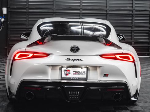 Used 2020 Toyota Supra Premium w/ Driver Assist Package image 28