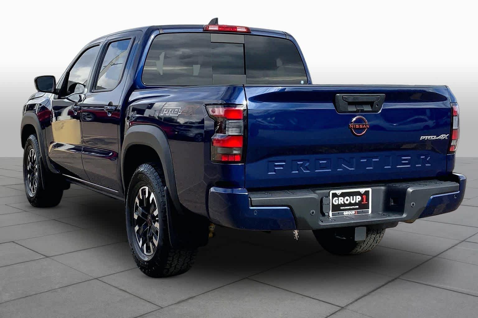 Used 2023 Nissan Frontier PRO-4X w/ Technology Package AWD/4WD image 11