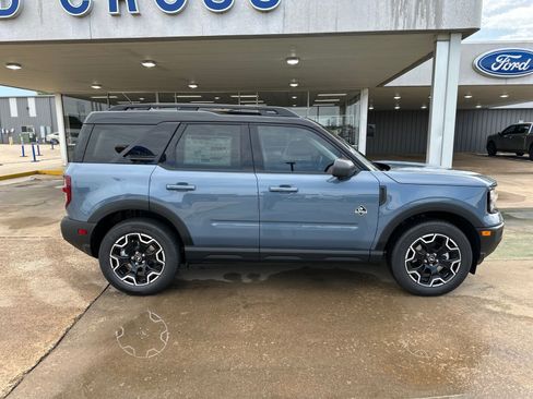 New 2025 Ford Bronco Sport Outer Banks w/ Outer Banks Tech Package+ image 18