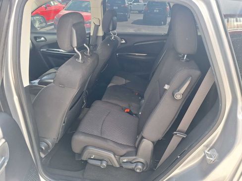 Used 2019 Dodge Journey SE w/ Premium Group AWD/4WD image 12