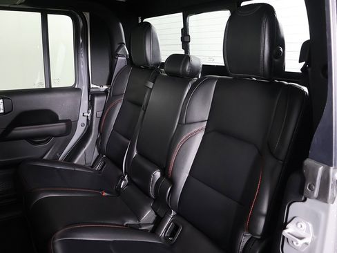 Used 2022 Jeep Gladiator Rubicon image 23