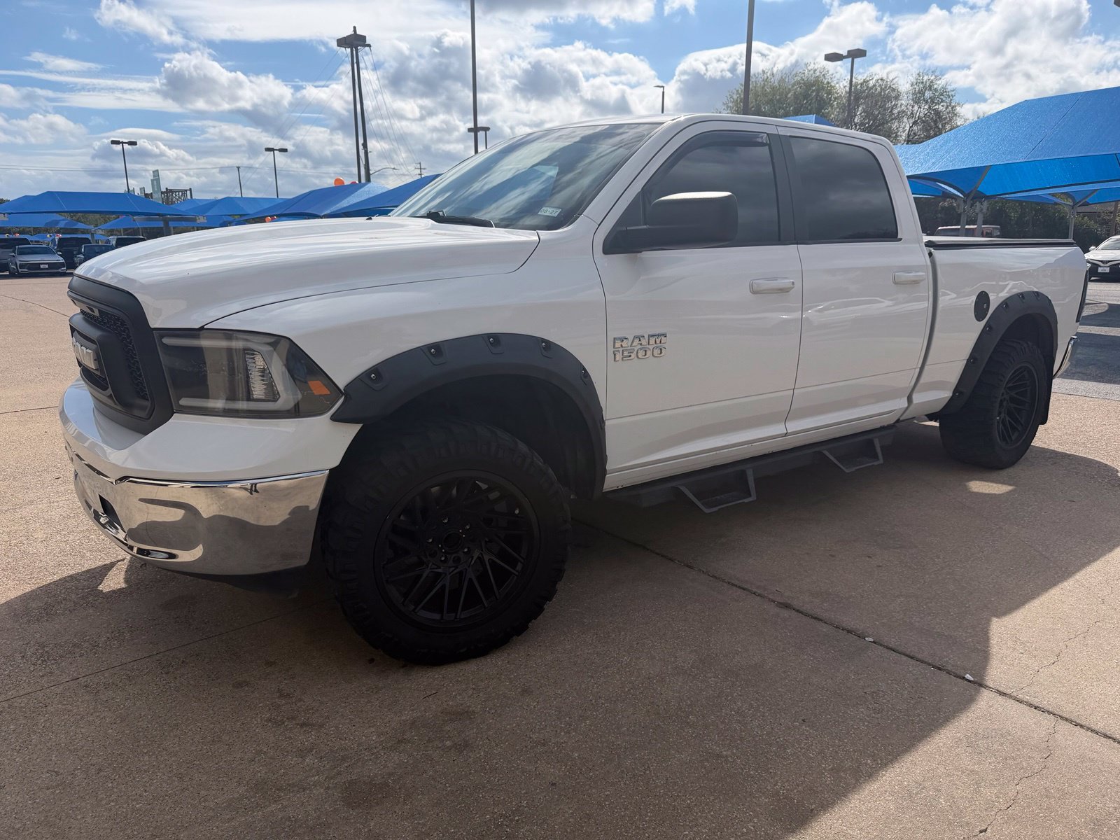 Used 2019 RAM 1500 Classic SLT RWD image 1