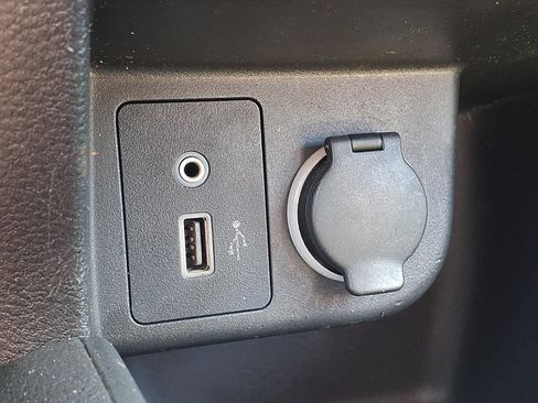 Used 2021 Nissan Kicks S FWD image 20