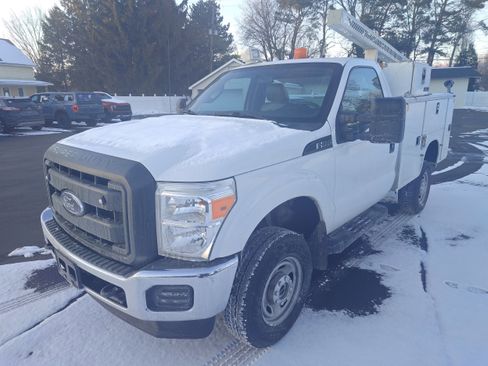 Used 2015 Ford F250 XL w/ XL Value Package image 2