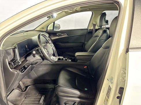 Used 2025 Kia Sportage EX w/ EX Premium Package AWD/4WD image 11