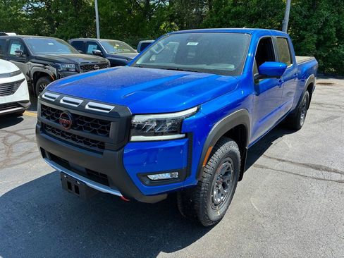 New 2026 Nissan Frontier PRO-4X w/ Pro Premium Package AWD/4WD image 3