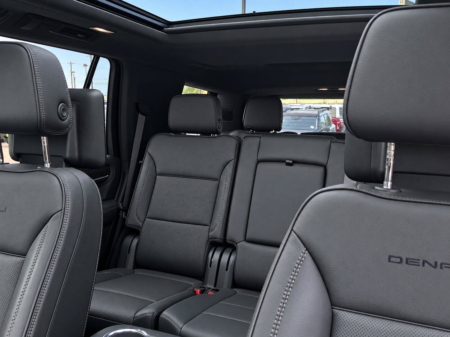 Used 2024 GMC Yukon Denali w/ Max Trailering Package RWD image 40