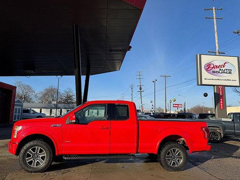 Used 2015 Ford F150 Lariat image 1
