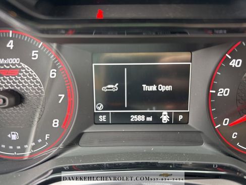 Used 2025 Chevrolet Trax RS w/ Driver Confidence Package image 21