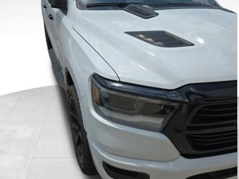 Used 2023 RAM 1500 Laramie AWD/4WD image 7