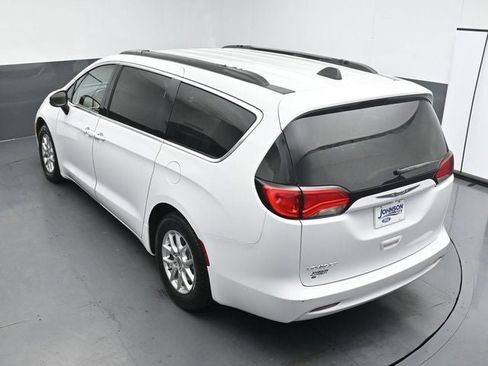 Used 2021 Chrysler Voyager Lxi FWD image 23