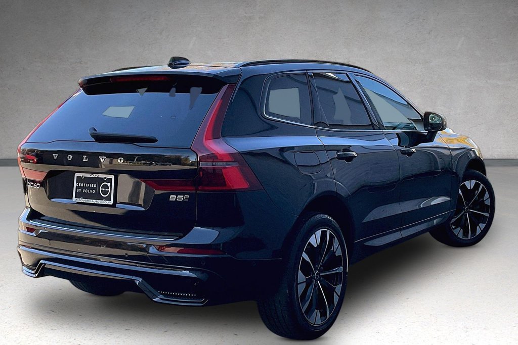 Used 2026 Volvo XC60 B5 Plus w/ Protection Package Premier AWD/4WD image 7