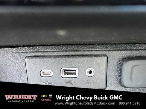 Used 2023 Buick Encore GX Select w/ Sport Touring Package image 21