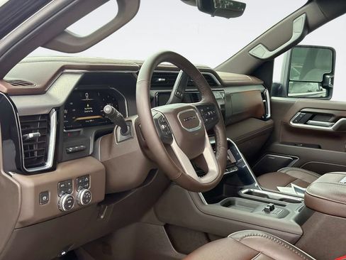 Used 2026 GMC Sierra 2500 Denali w/ Denali Reserve Package AWD/4WD image 16