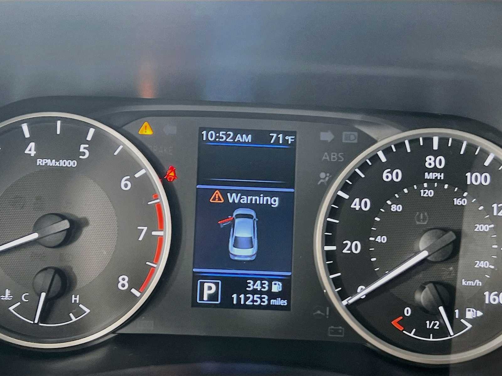 Used 2025 Nissan Sentra S FWD image 12