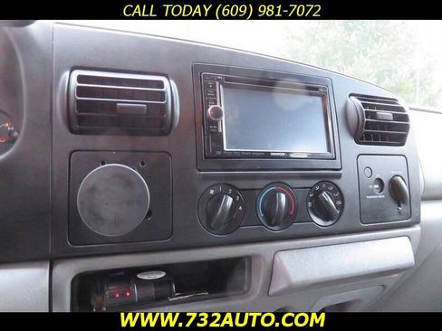 Used 2005 Ford F250 XLT image 11