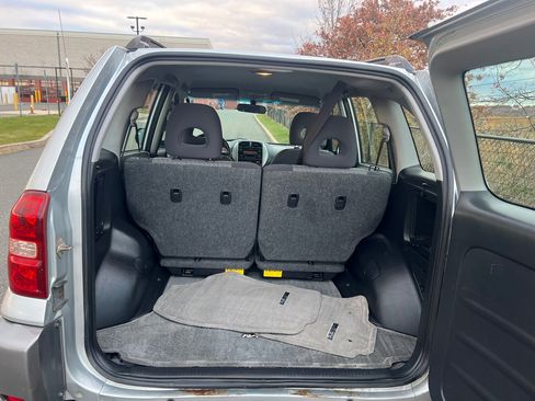 Used 2005 Toyota RAV4 2WD image 9