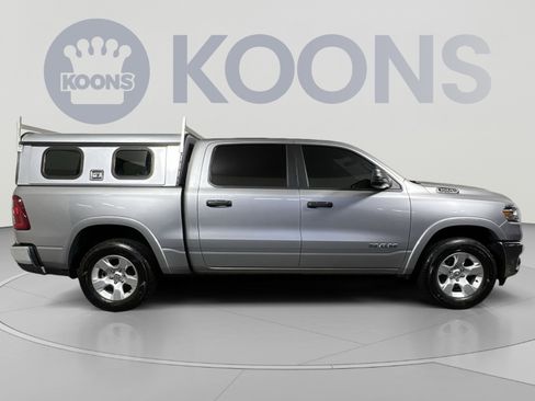 Used 2025 RAM 1500 Big Horn AWD/4WD image 12