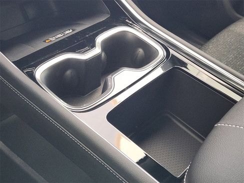 New 2026 Chevrolet Traverse LT image 15