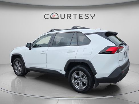 Certified 2025 Toyota RAV4 XLE image 2