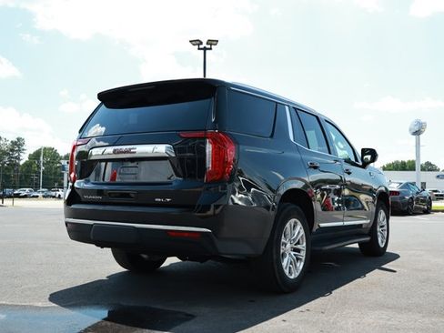 Used 2024 GMC Yukon SLT RWD image 6