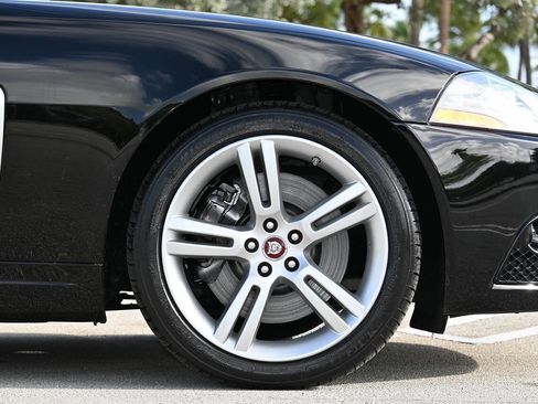 Used 2007 Jaguar XKR R image 34