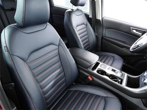 Certified 2023 Ford Edge SEL w/ Sport Appearance Package image 11