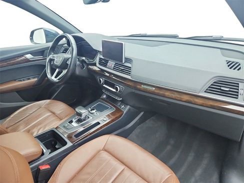Used 2018 Audi Q5 2.0T Premium image 24