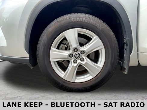 Used 2023 Toyota Highlander L AWD/4WD image 35