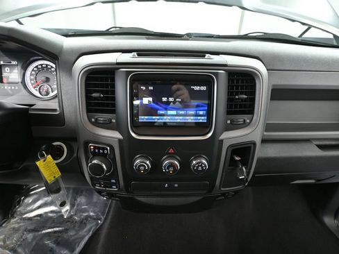 Used 2019 RAM 1500 Express w/ Express Value Package AWD/4WD image 33