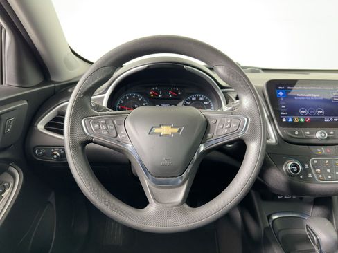 Used 2023 Chevrolet Malibu LT image 21