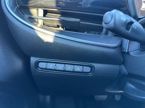 New 2025 FIAT 500 e image 17