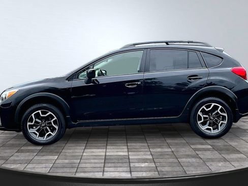 Used 2017 Subaru Crosstrek 2.0i Premium AWD/4WD image 4