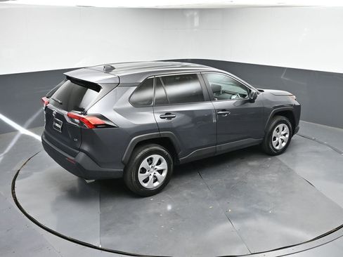 Used 2024 Toyota RAV4 LE image 39