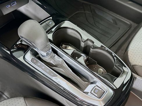 New 2026 Chevrolet Trax LT w/ LT Convenience Package image 16