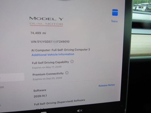 Used 2021 Tesla Model Y Performance AWD/4WD image 9