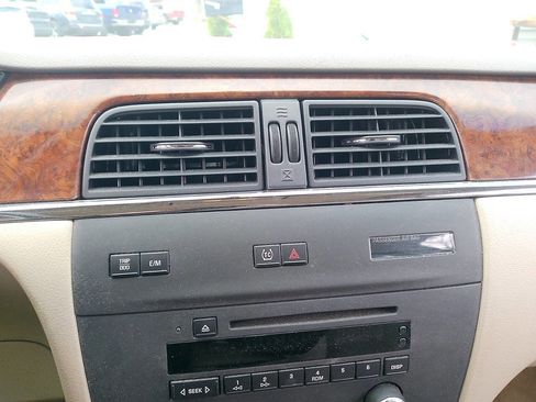 Used 2006 Buick LaCrosse CX image 29