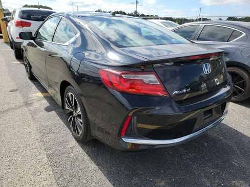Used 2017 Honda Accord EX image 8