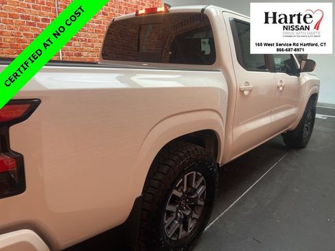 Used 2024 Nissan Frontier SL w/ Technology Package image 4