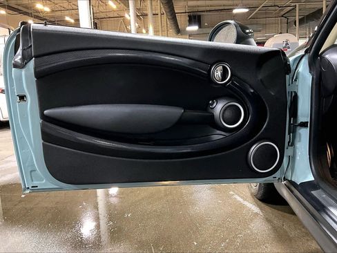 Used 2013 MINI Cooper S image 17