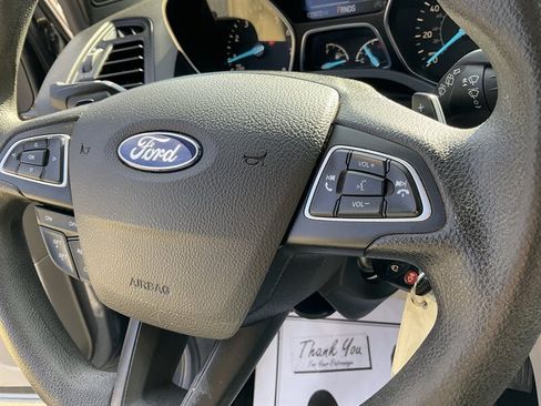Used 2017 Ford Escape SE AWD/4WD image 26