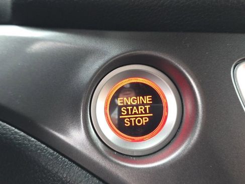 Used 2022 Honda Pilot Sport image 22