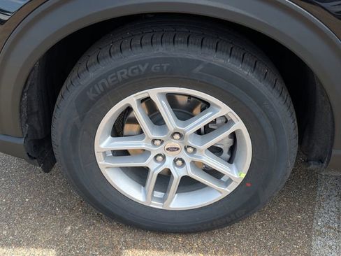 New 2026 Ford Explorer Active w/ Active Comfort Package image 24