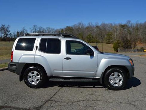 Used 2008 Nissan Xterra S w/ Supplemental Air Bag Pkg image 59