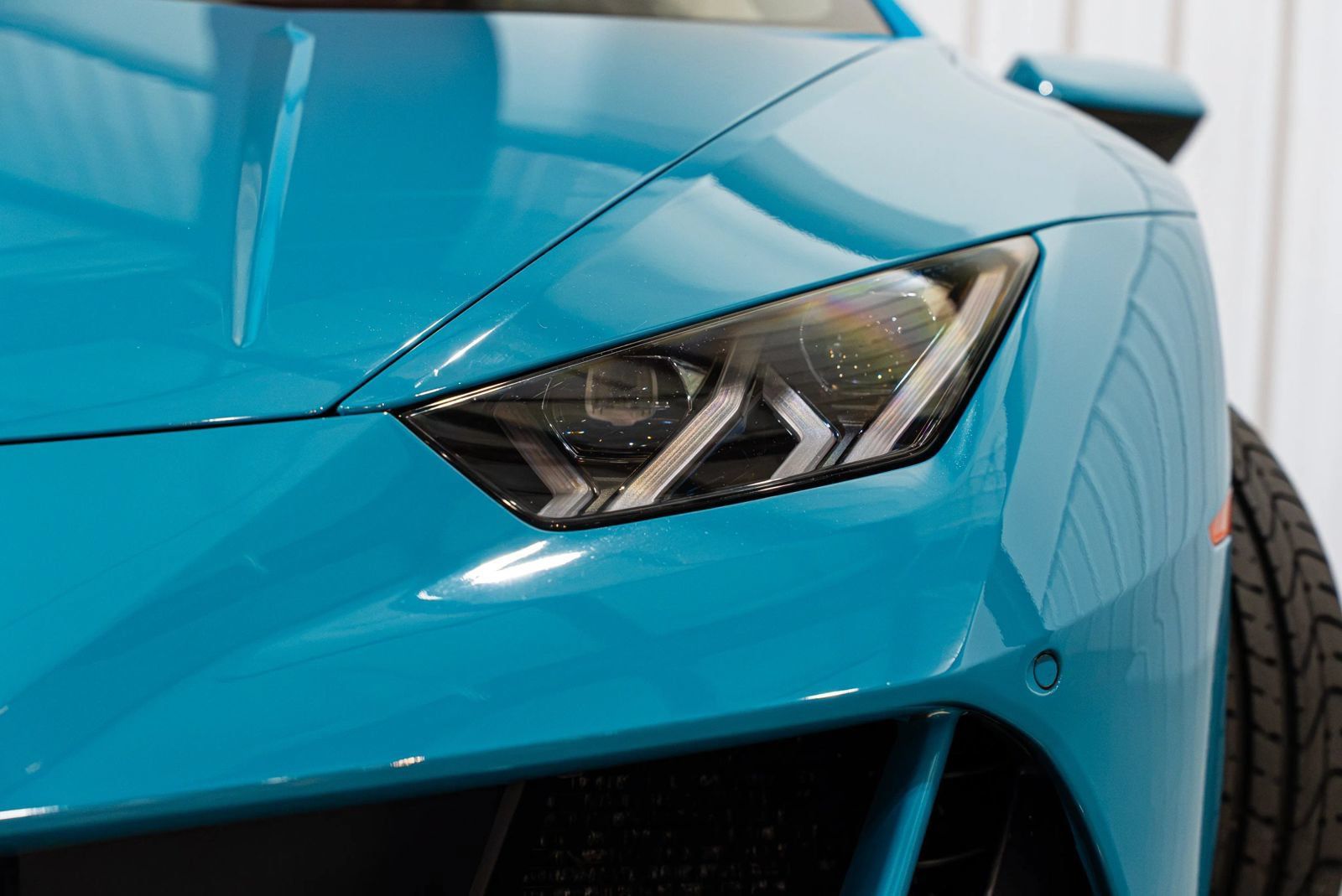 Used 2020 Lamborghini Huracan EVO AWD/4WD image 8