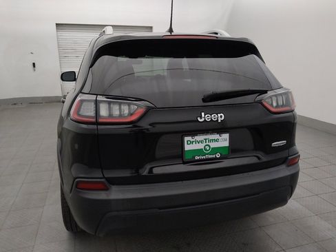 Used 2019 Jeep Cherokee Latitude Plus w/ Comfort/Convenience Group FWD image 6