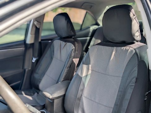 Used 2019 Toyota Corolla LE FWD image 23
