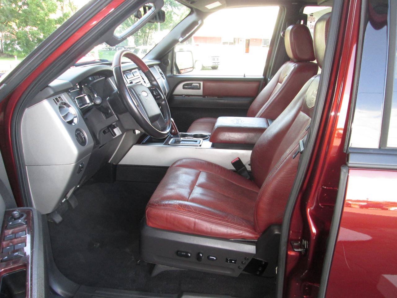 Used 2008 Ford Expedition King Ranch AWD/4WD image 3